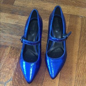 Geox Blue Heels with Modern Flair